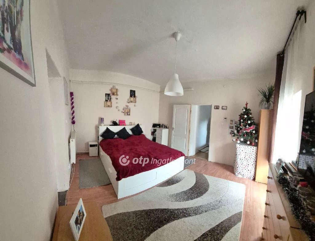 Eladó Ház, Szigetbecse
