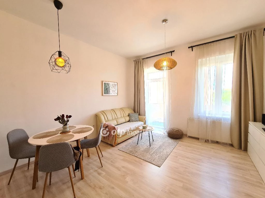 Eladó Lakás, Budapest 8. ker.