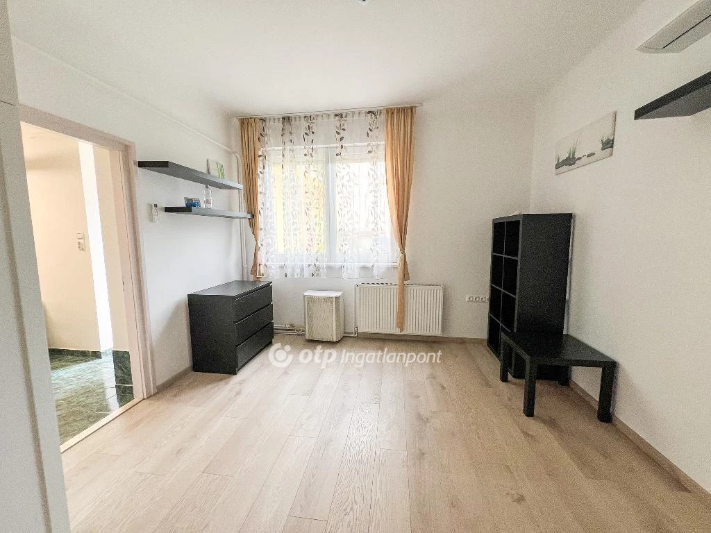 Eladó Lakás, Budapest 3. ker.