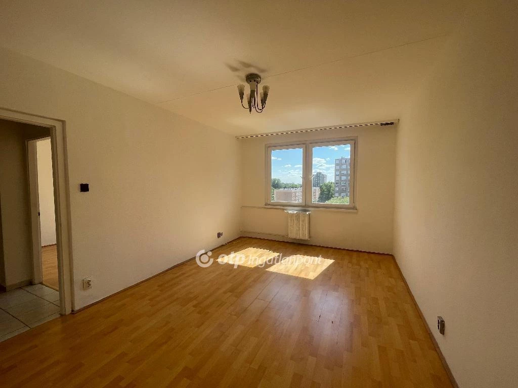 Eladó Lakás, Budapest 15. ker.