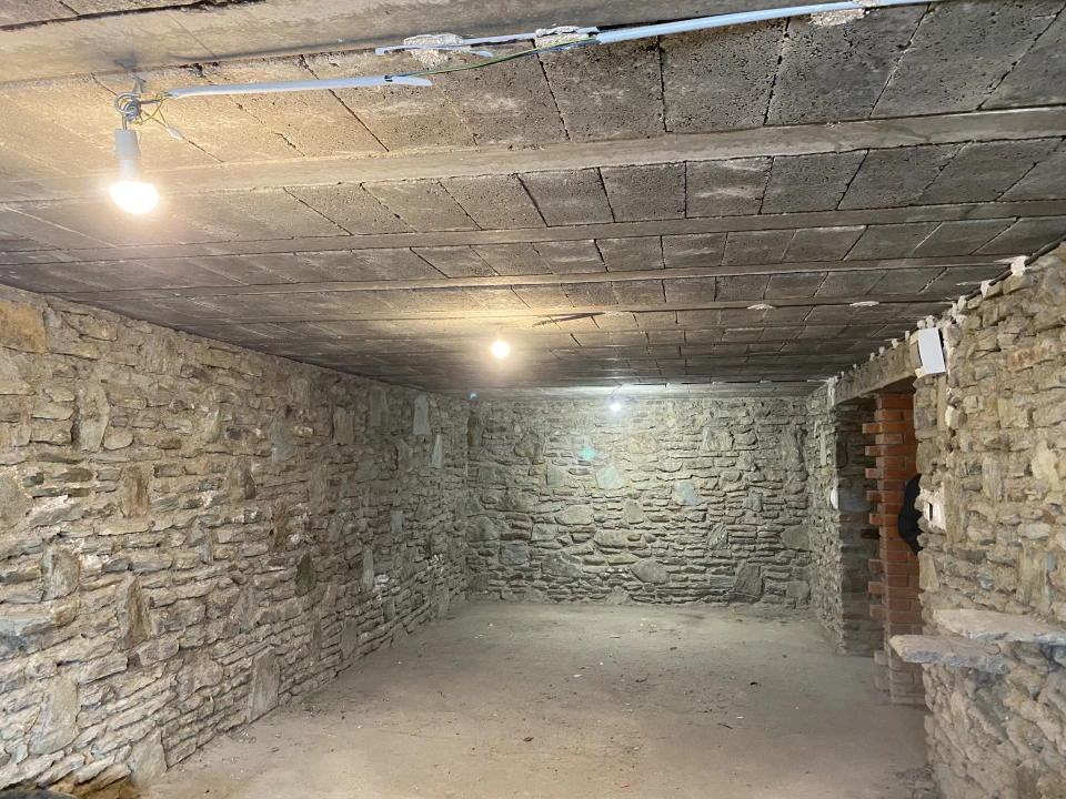 For rent other garage, Csepreg, Kossuth utca 22.