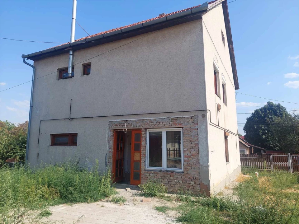 For sale house, Dány