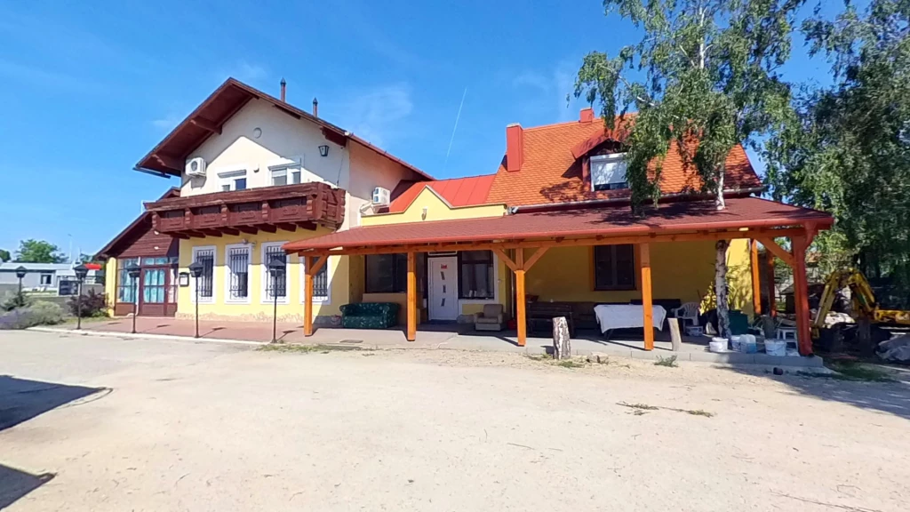 For sale factory building, Hajmáskér