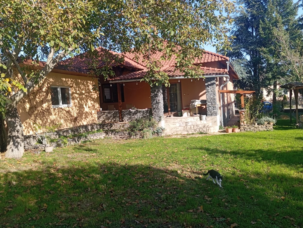 For sale house, Ajka, Ajkarendek