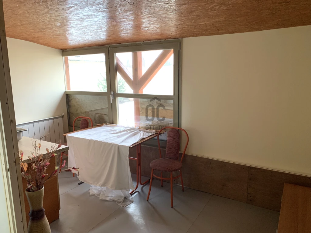 Eladó hotel, panzió, Mikepércs, Mikepércs