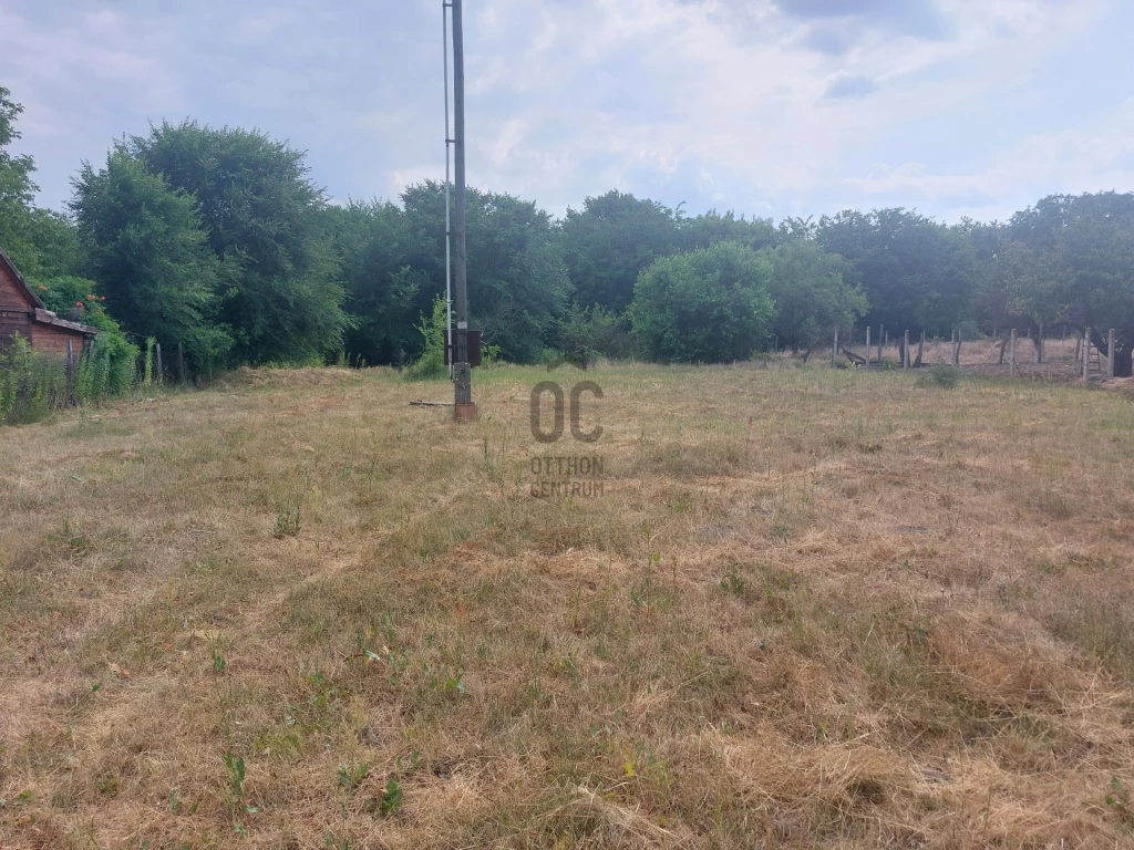 Eladó külterületi telek, Debrecen, Apafa