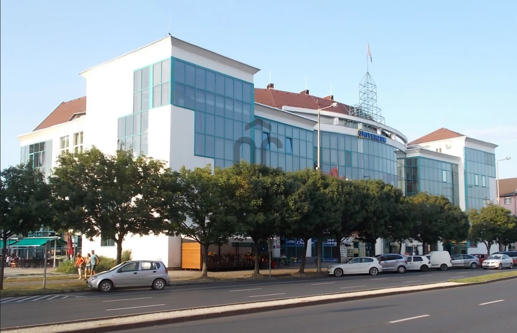 Eladó iroda, irodaház, Nyíregyháza, Belváros