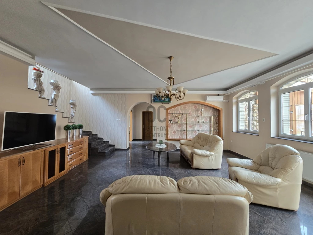 Eladó családi ház, Téglás, Téglás