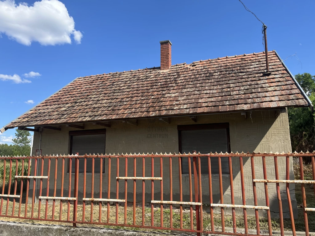 Eladó családi ház, Komádi, Komádi