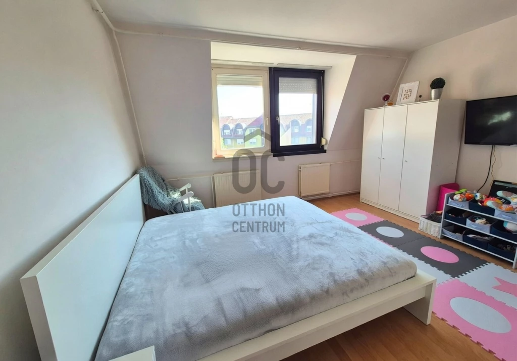 Eladó panellakás, Debrecen, Tócóvölgy