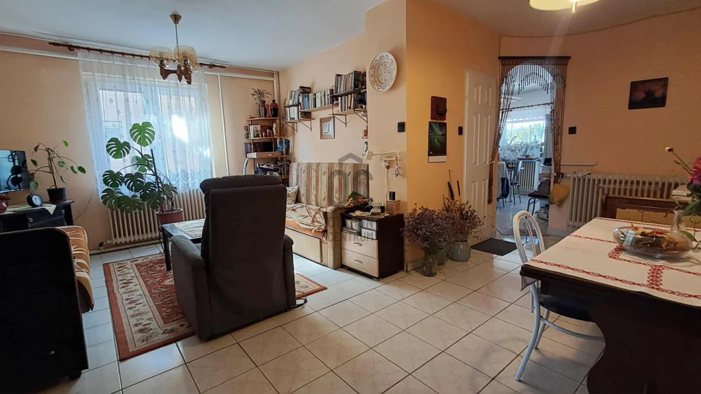 Eladó ikerház, Mikepércs, Mikepércs