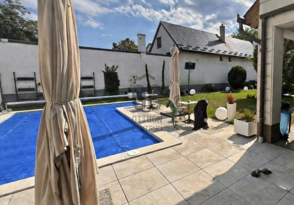 Eladó családi ház, Debrecen, Óváros