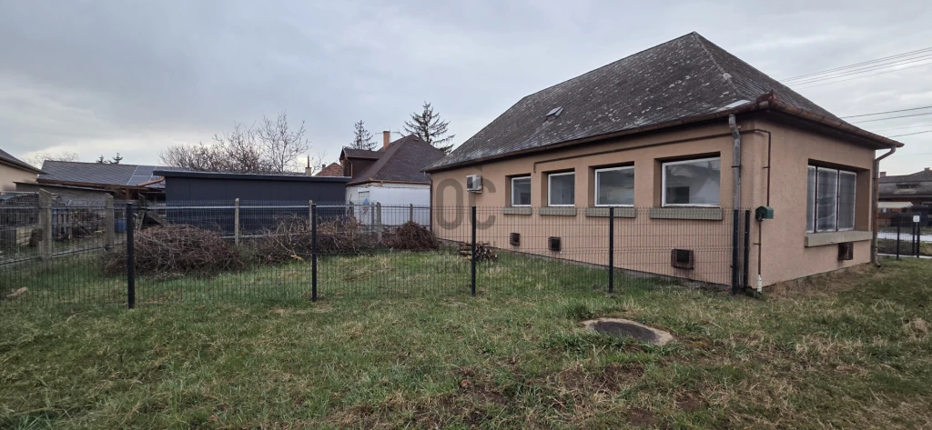 c3-1-name c2-73-name, Debrecen, Csapókert