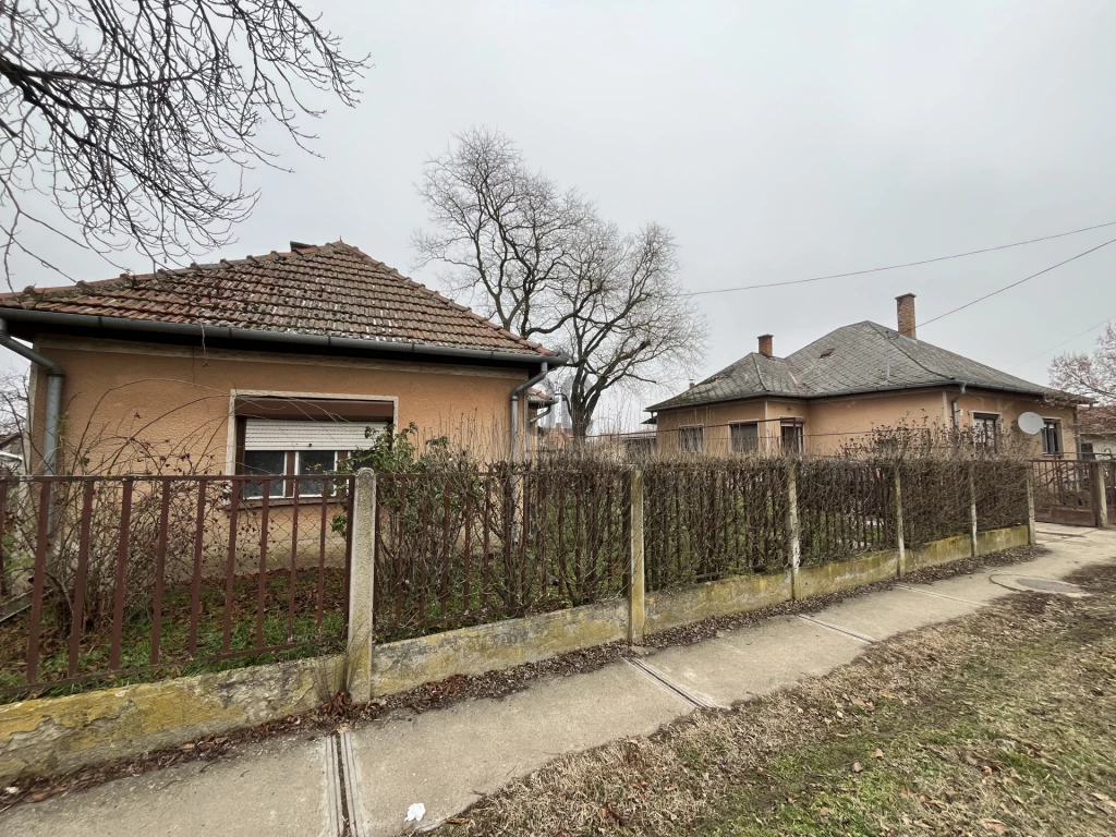 Eladó családi ház, Berettyóújfalu, Berettyóújfalu