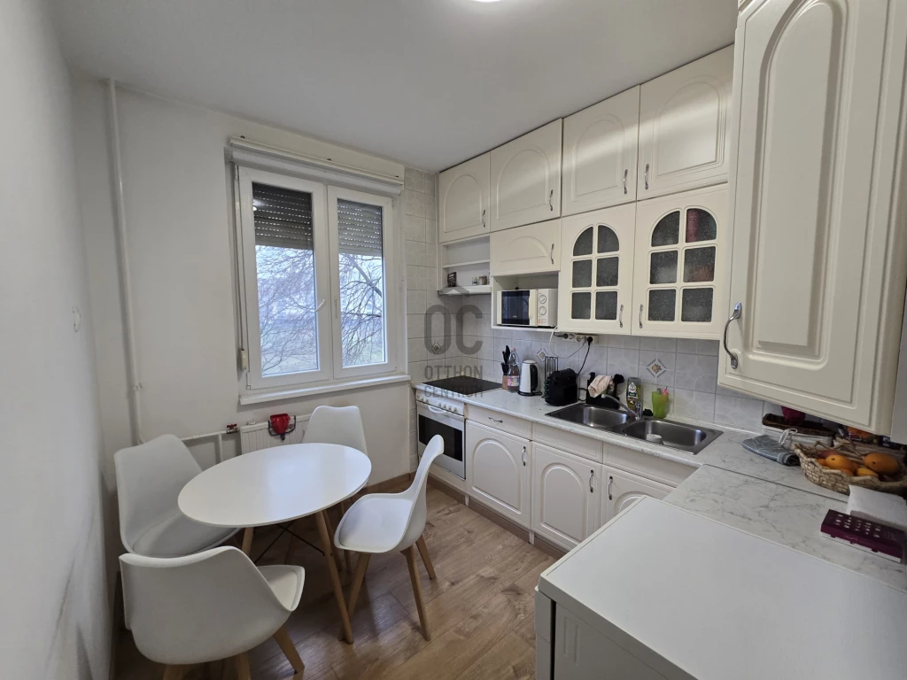 Eladó panellakás, Debrecen, Tócóskert, Kishegyesi út