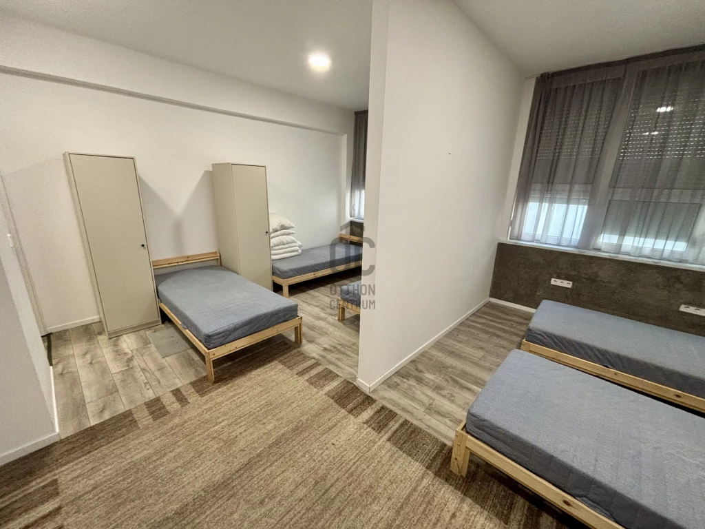 Kiadó iroda, irodaház, Debrecen, Biharikert