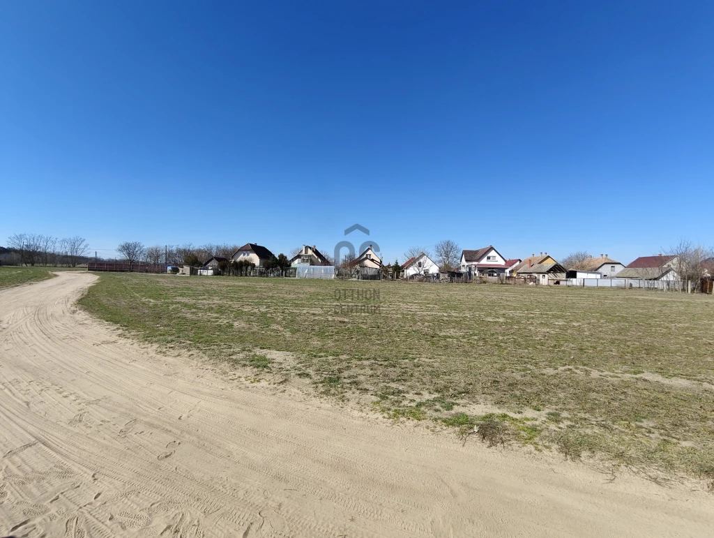 Eladó építési telek, Debrecen, Bánk