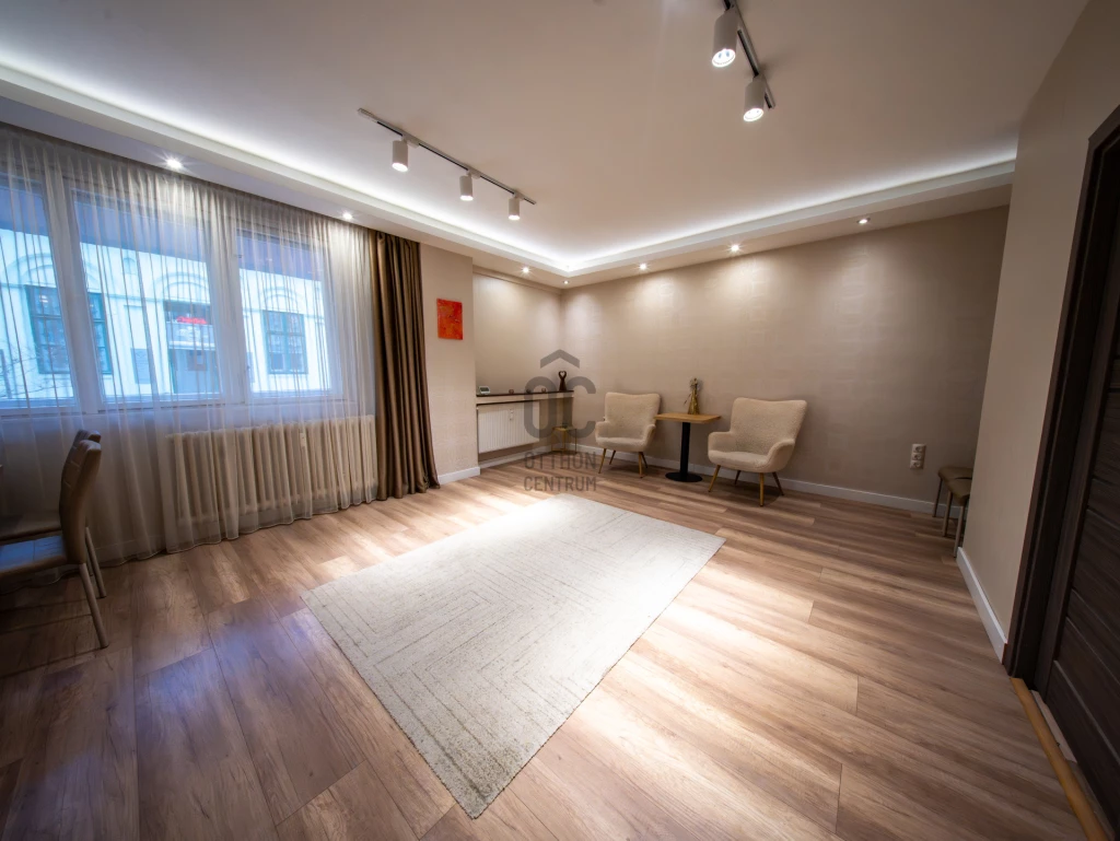 For sale office, office block, Debrecen, Belváros