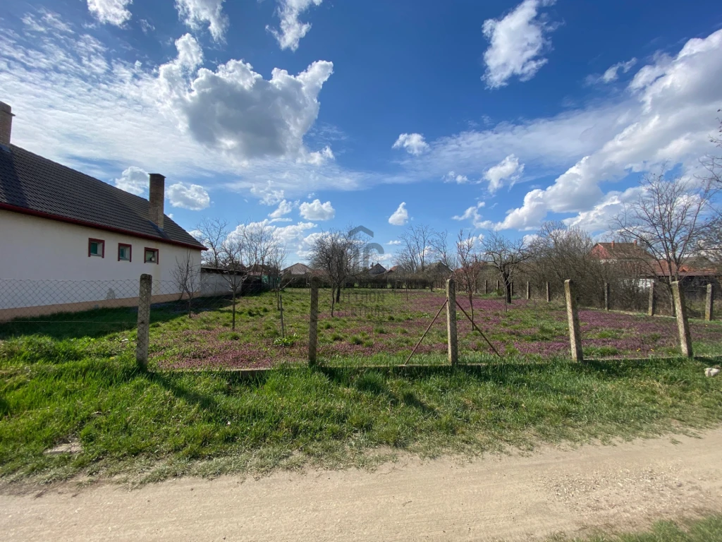 Eladó építési telek, Berettyóújfalu, Berettyóújfalu