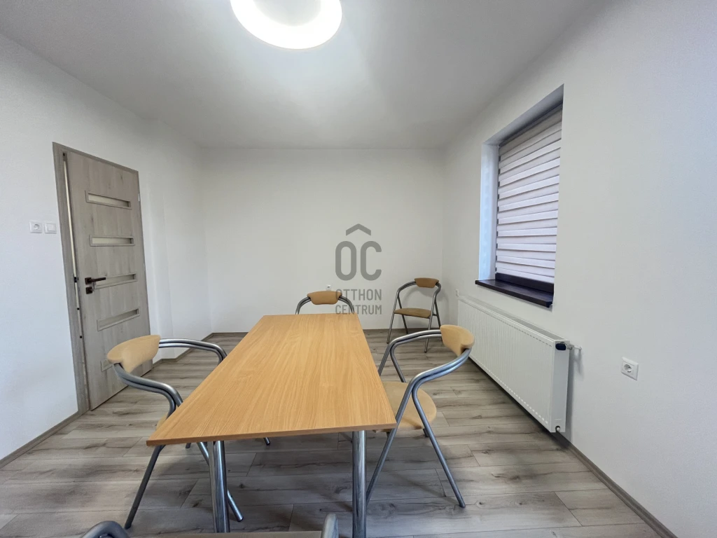 c3-2-name c2-68-name, Debrecen, Sestakert