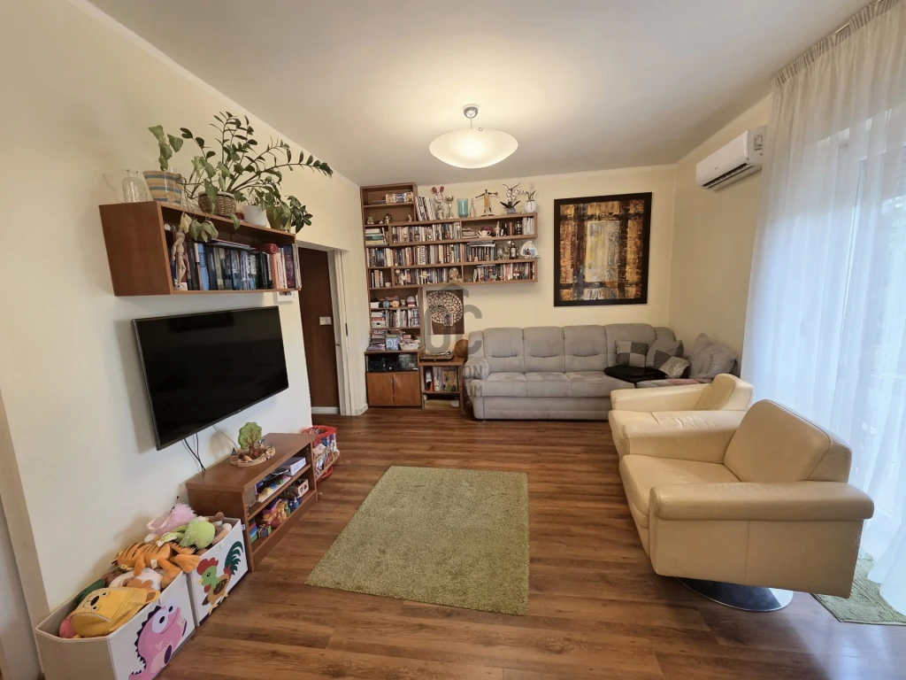Eladó téglalakás, Debrecen, Nagyerdő
