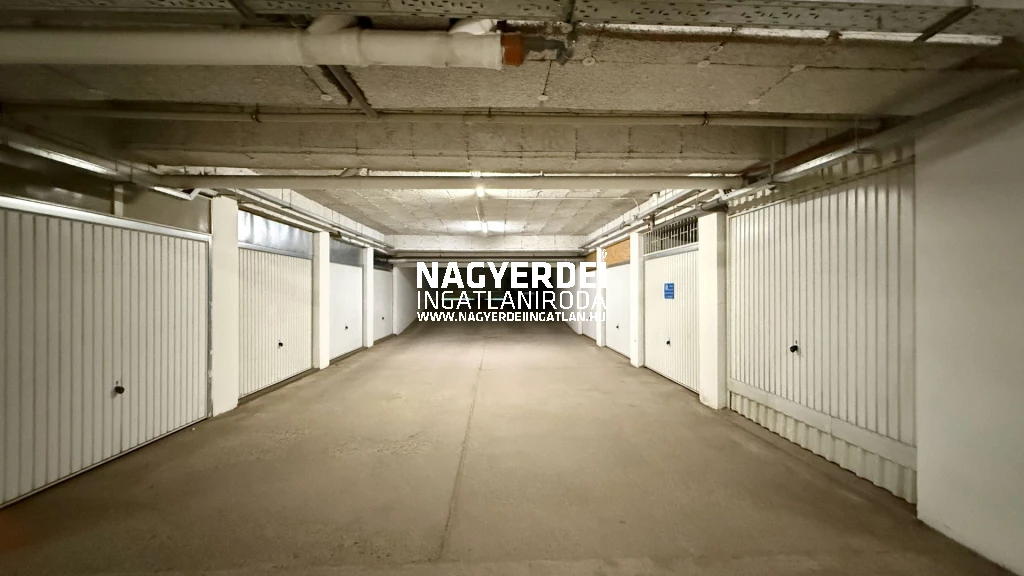 Kiadó 13 m2 teremgarázs, Debrecen
