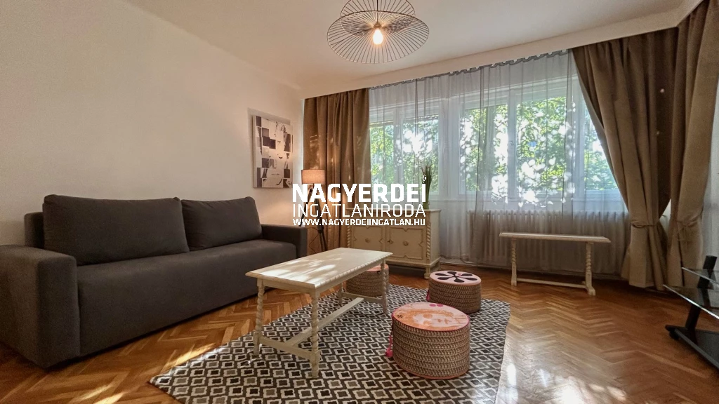 Kiadó 80 m2 tégla lakás, Debrecen