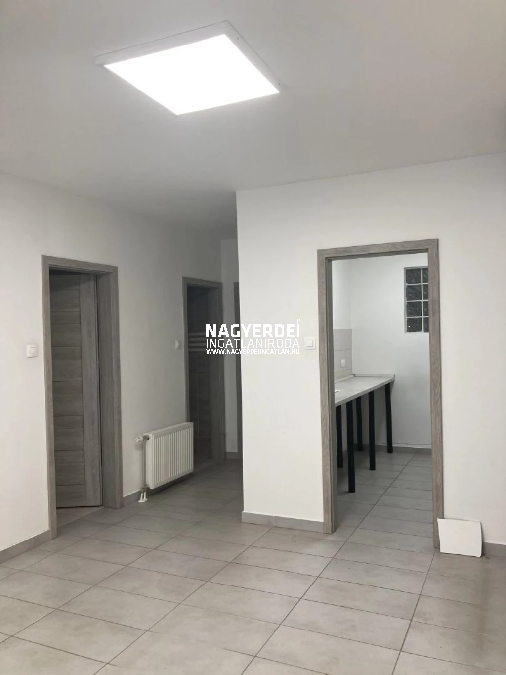 Kiadó 84 m2 iroda, Debrecen