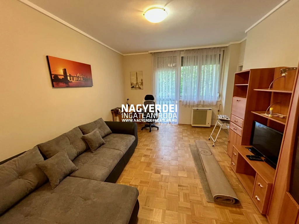 For rent brick flat, Debrecen, Nagyerdőalja