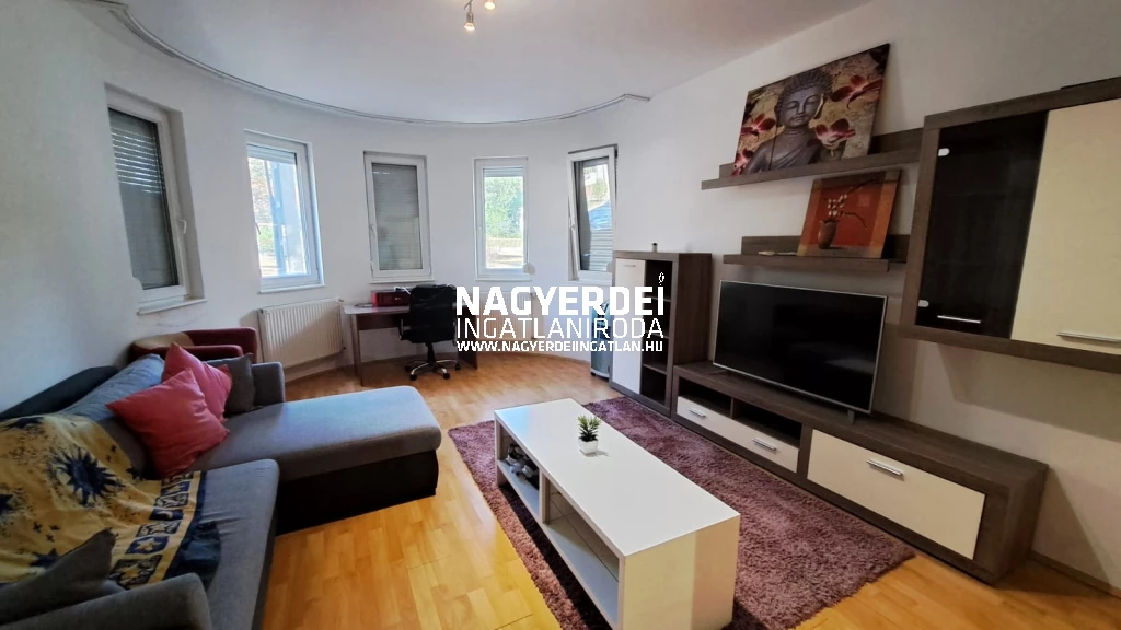 For rent brick flat, Debrecen, Nagyerdőalja