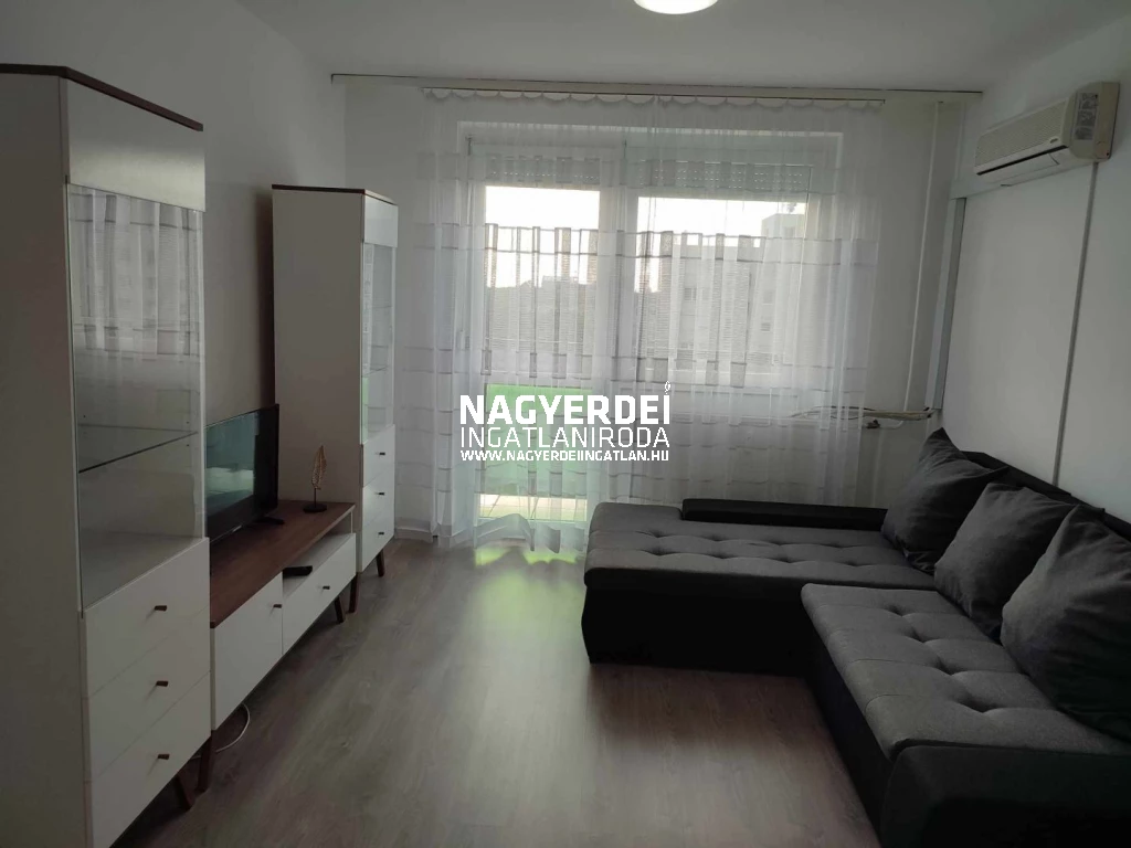 For rent panel flat, Debrecen