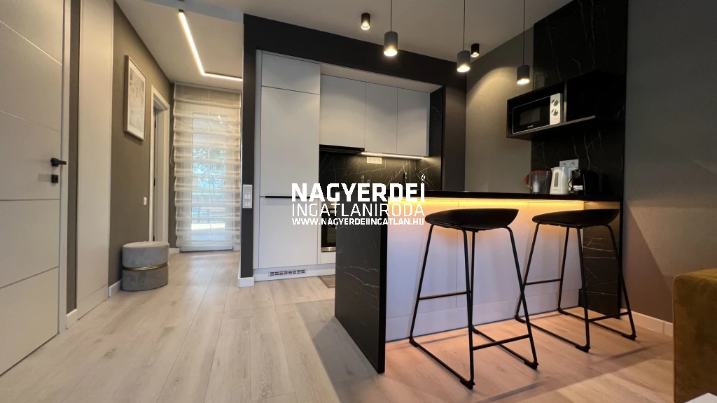 Kiadó 42 m2 új építésű tégla lakás, Debrecen