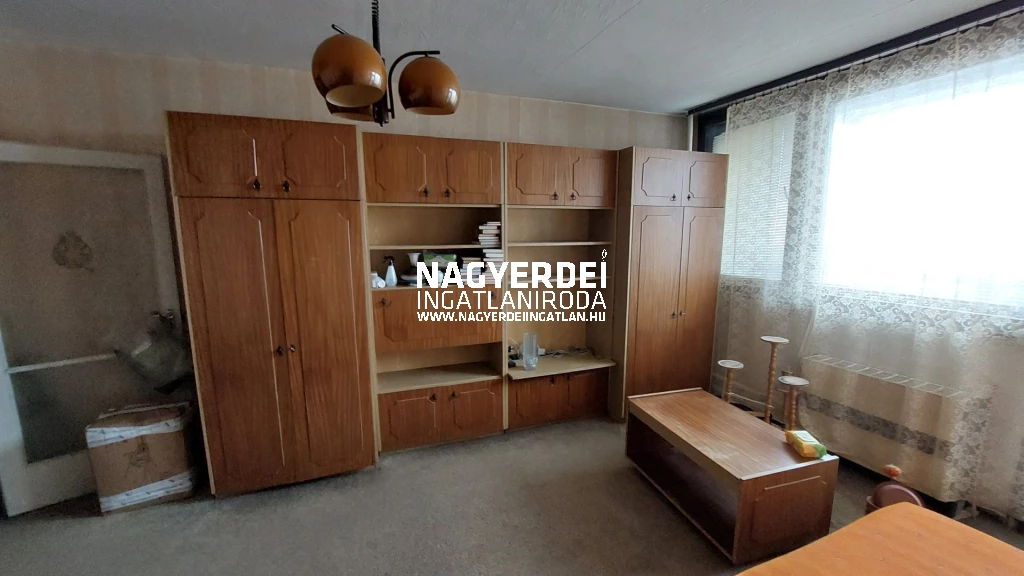 For sale panel flat, Debrecen, Belváros