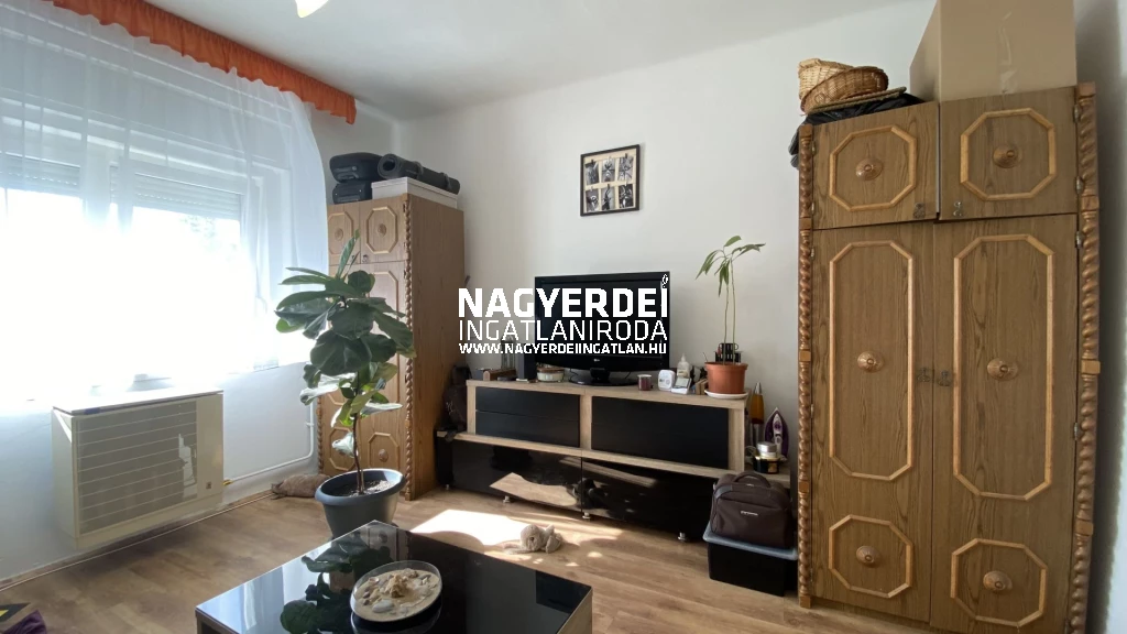 Eladó 60 m2 ikerház, Debrecen