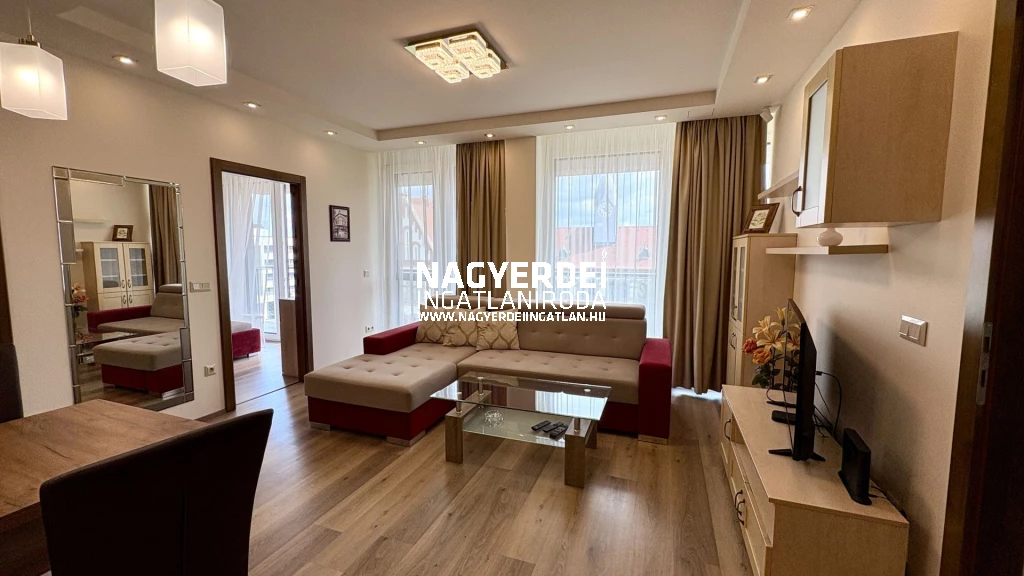 Kiadó 64 m2 tégla lakás, Debrecen
