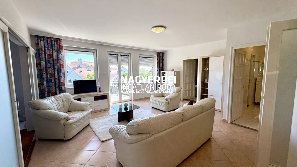 Kiadó 86.50 m2 tégla lakás, Debrecen