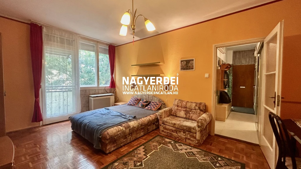 Kiadó 51 m2 tégla lakás, Debrecen