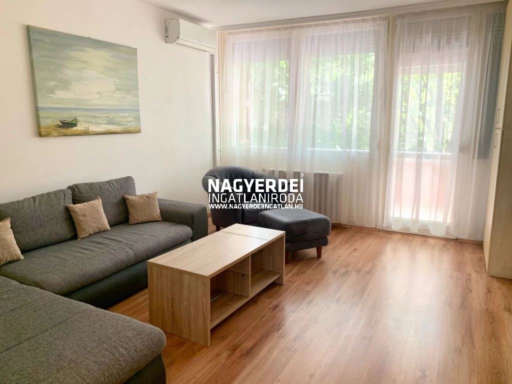 For rent brick flat, Debrecen, Sestakert
