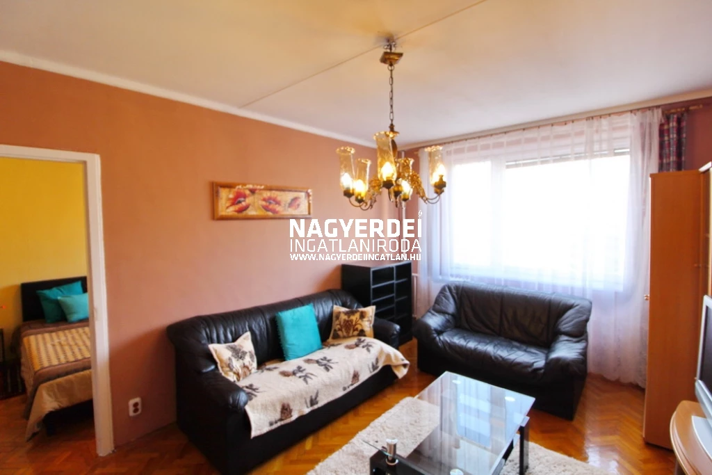 Kiadó 60 m2 tégla lakás, Debrecen