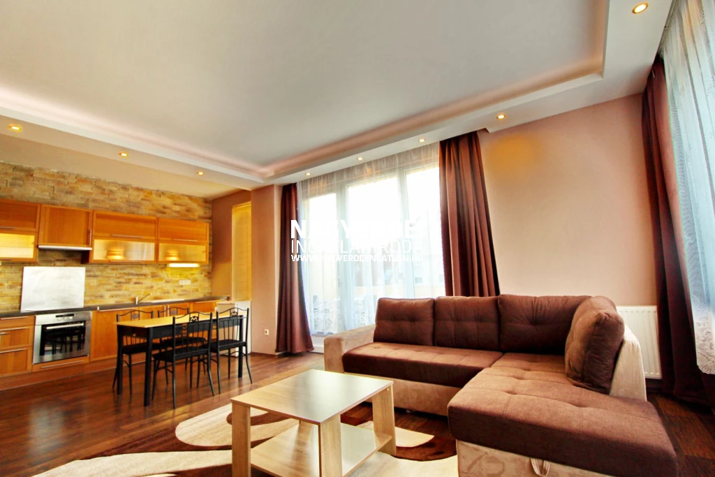 Kiadó 66 m2 tégla lakás, Debrecen