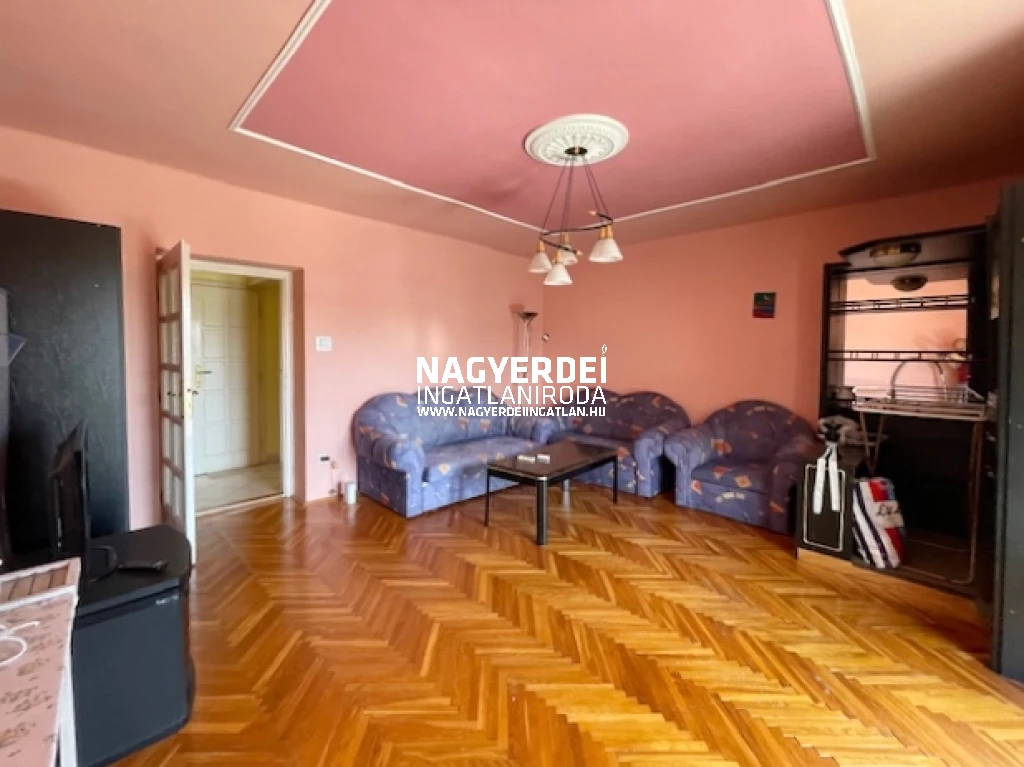 Kiadó 68 m2 tégla lakás, Debrecen