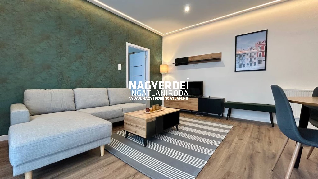 Kiadó 50 m2 tégla lakás, Debrecen