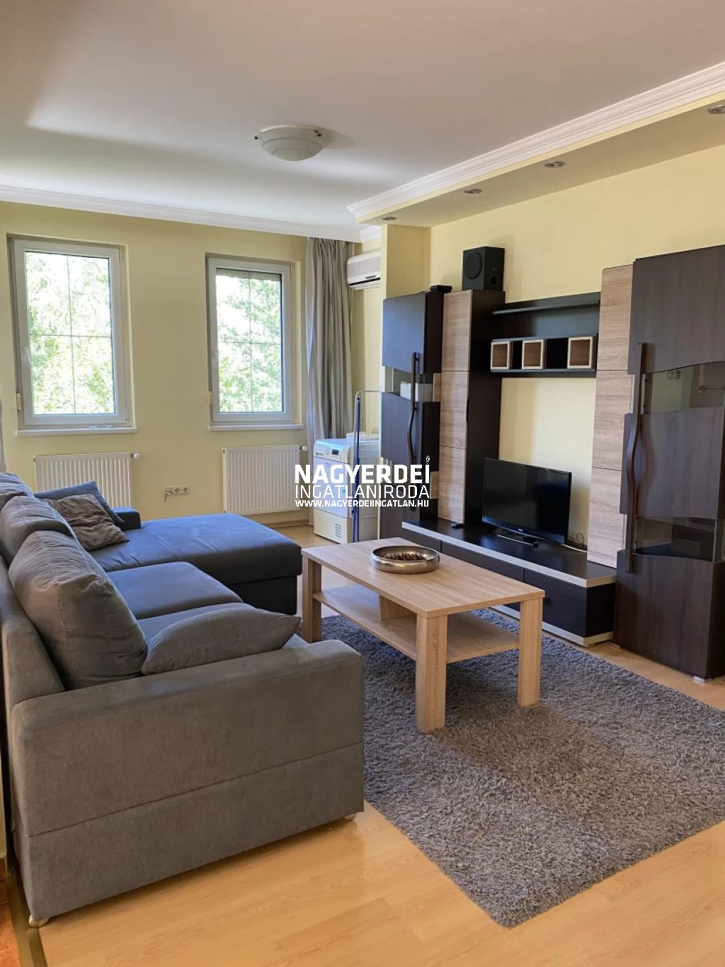 Kiadó 99 m2 tégla lakás, Debrecen