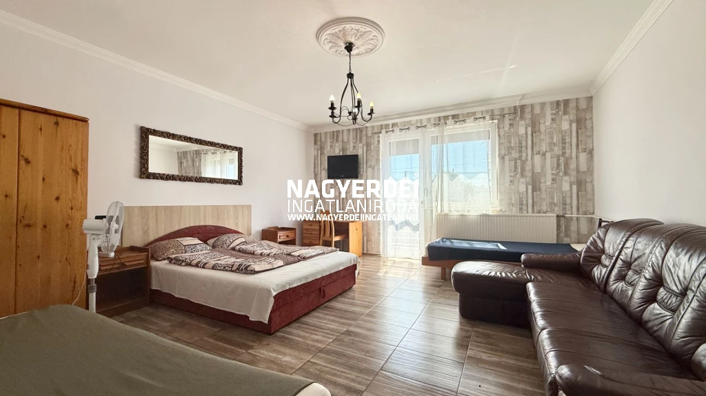 Kiadó 320 m2 panzió, Debrecen