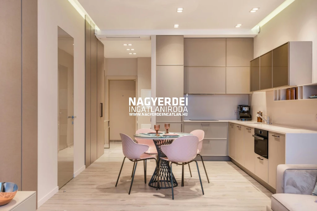 Debrecen BELVÁROSÁBAN, ÚJÉPÍTÉSŰ, MODERN LAKÁSOK ELADÓK