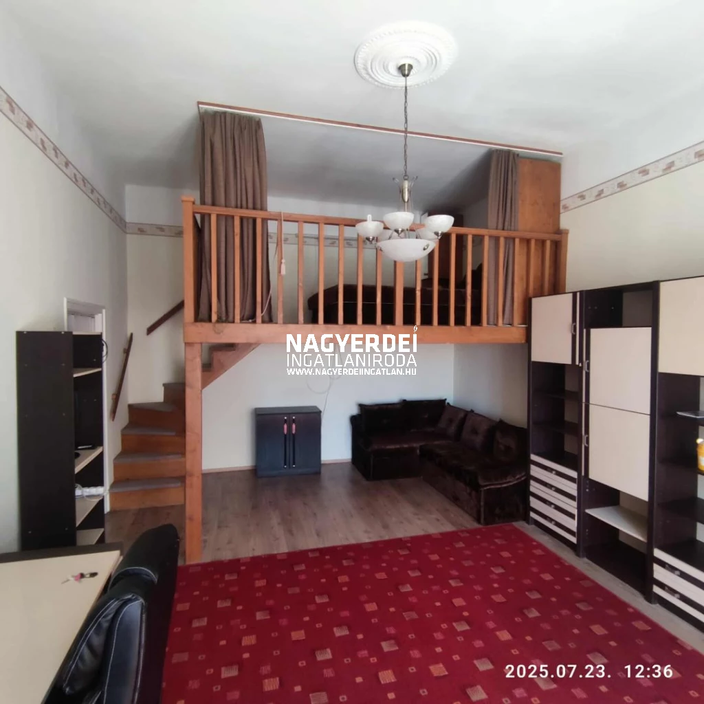 Kiadó 50 m2 tégla lakás, Debrecen