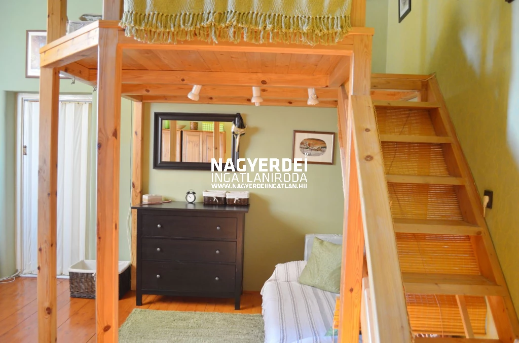 Kiadó 52 m2 tégla lakás, Debrecen