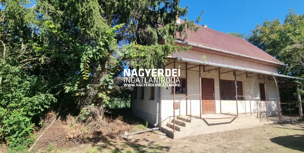 Eladó önálló tanya Hajdúböszörmény-Bodaszőlő külterületén – 3650 nm-es telek, 60 nm-es házzal
