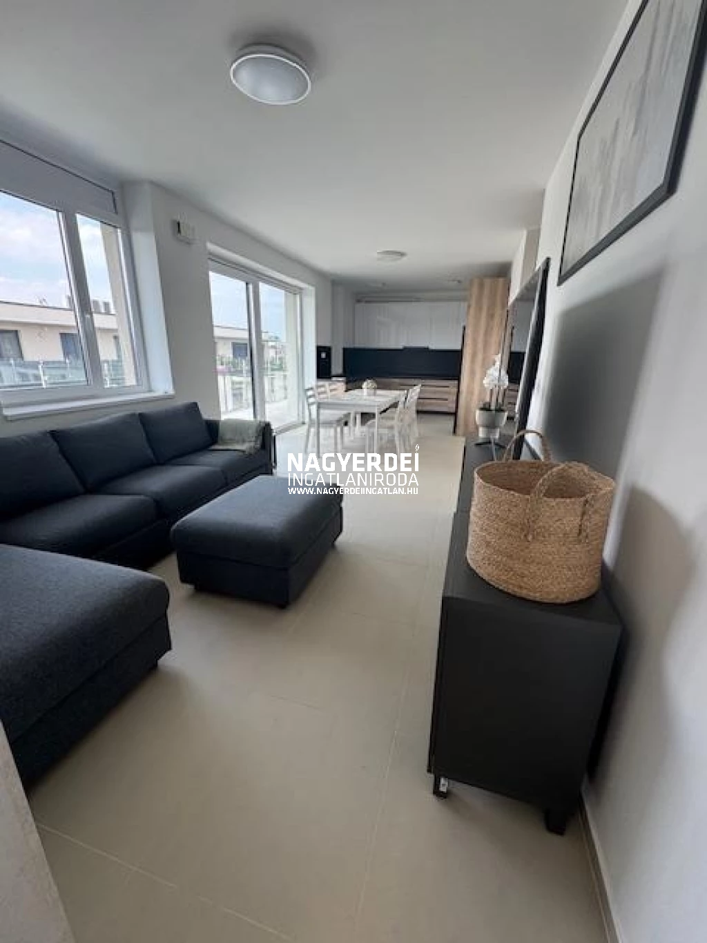 Kiadó 100 m2 új építésű tégla lakás, Debrecen