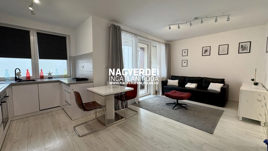 Kiadó 50 m2 új építésű tégla lakás, Debrecen